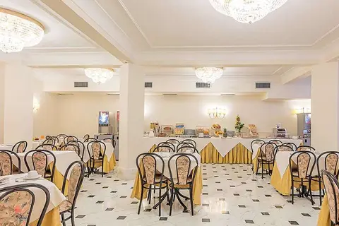 RH Hotel Lux in Rome, foto 6