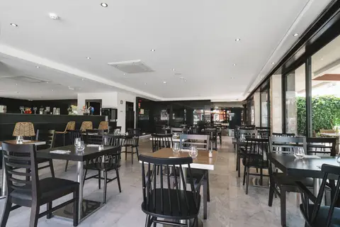 Topázio Vibe Beach Hotel & Apartments in Albufeira, foto 18