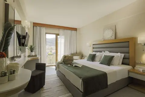 La Piscine Art Hotel in Σκιάθος — foto 11
