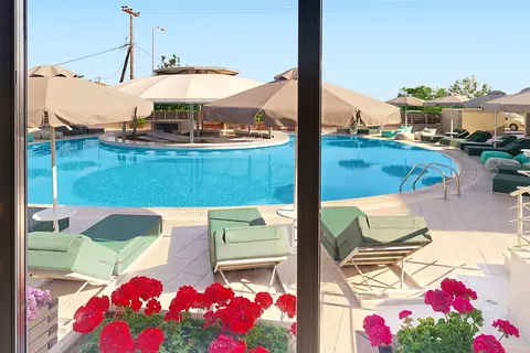 The Dome Luxury Hotel in Λιμενάρια — foto 5