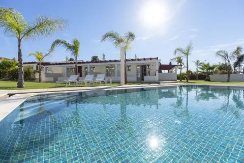 Bricia Du Mar Rural Aparthotel in Ferragudo