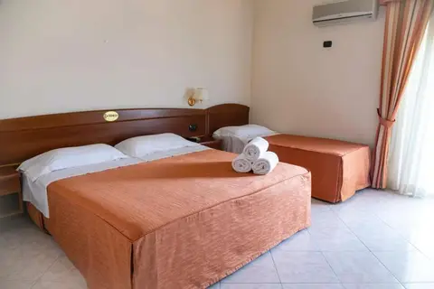 Hotel Za Maria in Caronia, foto 3