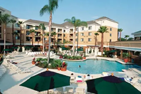 Courtyard Orlando Lake Buena Vista In The Marriott Village in Orlando — foto 12