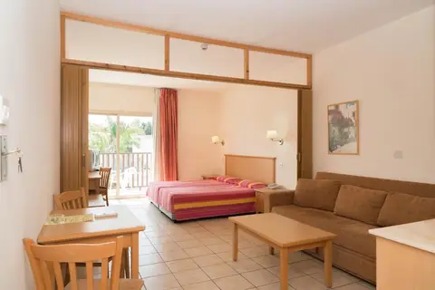 Tsokkos Paradise Village in Ayia Napa — foto 9