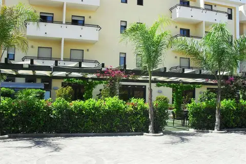 Abalon Pompei Resort in Pompeï — foto 8