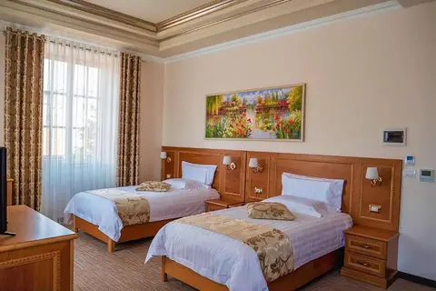 Hotel Boka in Tirana — foto 4
