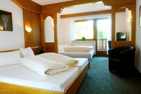 Hotel Tia Apart in Schwarzenberg — foto 17