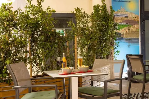 Novotel Suites Marseille Centre Euromed in Marseille — foto 17