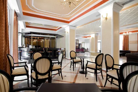 Achillion Palace in Rethymno — foto 15