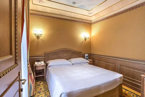 River Palace in Rome, foto 5