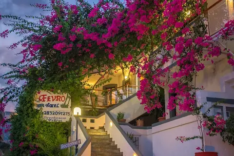 Fevro in Αγία Γαλήνη — foto 12