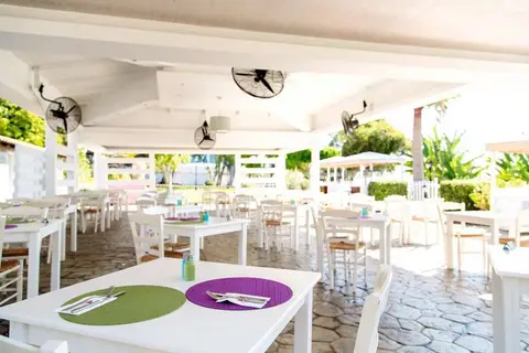 TUI Blue Atlantica Bay in Agios Tychonos — foto 10
