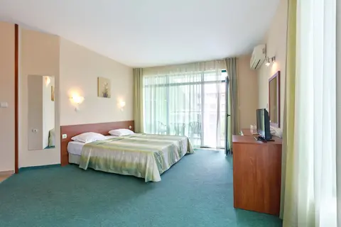Hotel L&B in Несебър — foto 29