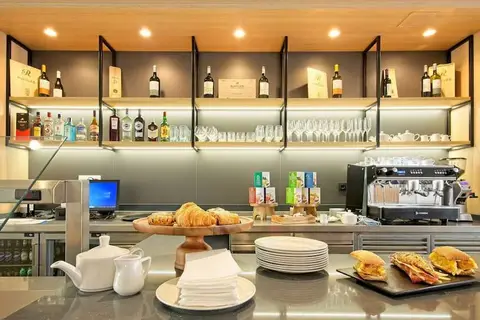DWO Yuste Alcal in Madrid — foto 7