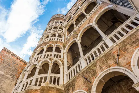 Grand Tour Oostenrijk, Slovenië en Italië in Graz — foto 13