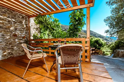 Ellafos Traditional Living in Perivolia — foto 9
