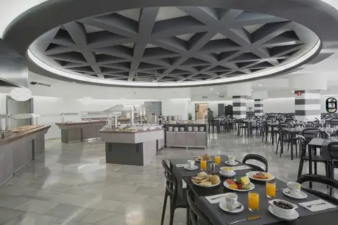 Pierre & Vacances Hotel El Puerto in Fuengirola — foto 12