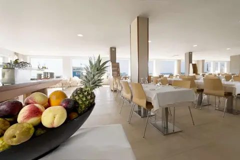 4R Hotel Miramar Calafell in Calafell — foto 21