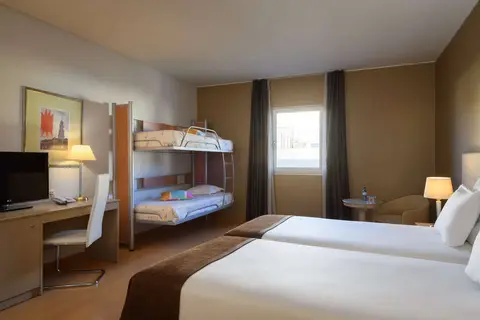 Tryp by Wyndham Porto Centro Hotel in Porto — foto 19