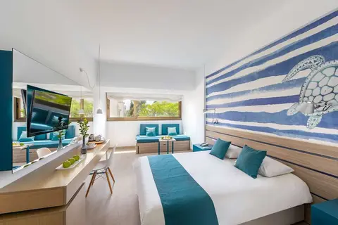 Crystal Springs Beach Hotel in Paralimni, foto 3