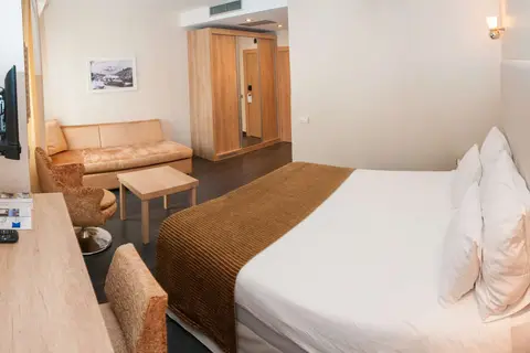 Hotel Astoria Budva in Budva — foto 6