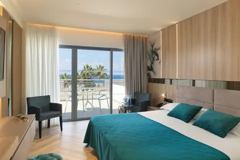 St. George Beach Hotel & Spa Resort in Paphos — foto 12