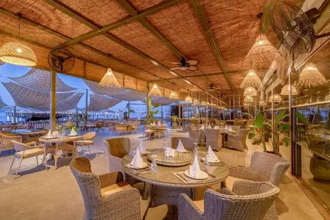 Delphin Be Grand Hotel in Güzeloba Mahallesi — foto 19
