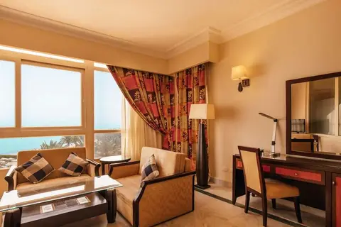 AMC Royal Hotel & Spa in الاحياء — foto 12