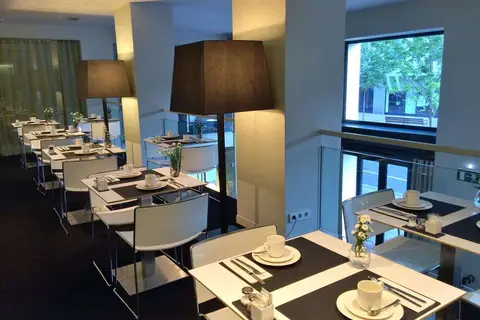 Hotel Miro in Bilbao — foto 16