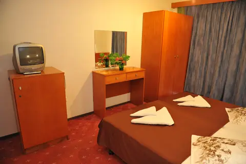 Heleni Beach Hotel in Ιαλυσός — foto 29