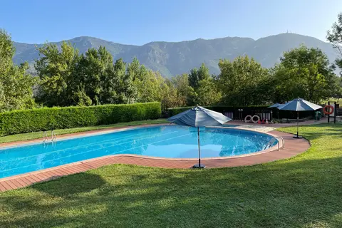 Huttopia Barcelona Pirineos in Guardiola De Berguedà — foto 4