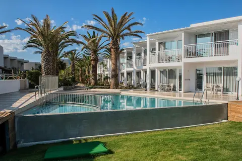 Happy Days Hotel in Παραδείσι — foto 11