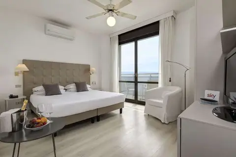 Byron Bellavista in Jesolo, foto 2