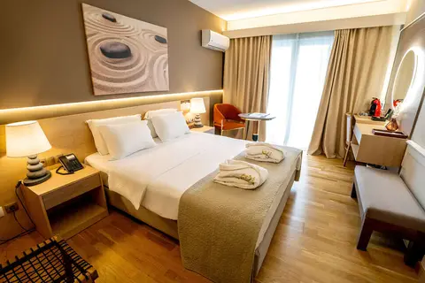Coral Hotel in Δήμος Παλαιού Φαλήρου — foto 4