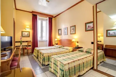 Milani in Rome, foto 2