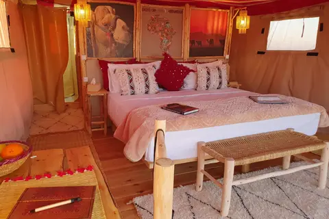 Nkhila Lodge Agafay Desert Private Camp in Lalla Takarkoust ⵍⴰⵍⵍⴰ ⵜⴰⴽⵔⴽⵓⵙⵜ للا تكركوست — foto 7