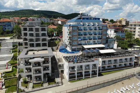 Paraizo Beach in Обзор — foto 17