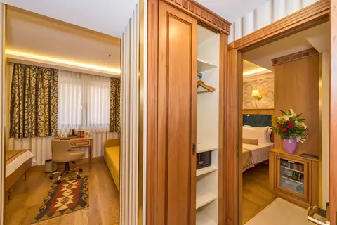 Aprilis Gold Hotel in Fatih — foto 3