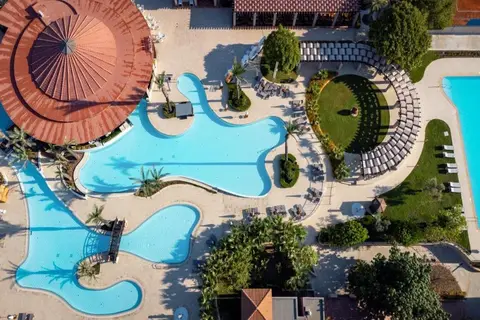 ROBINSON Cyprus in Alaminos — foto 16