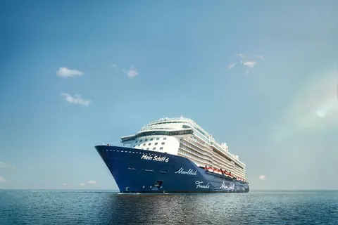 15 dg cruise Azie Mein Schiff 6 in Kota Permai Golf and Country Club — foto 2