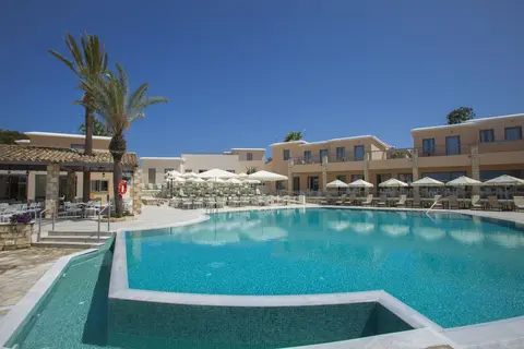 Louis St Elias Resort & Waterpark in Παραλίμνι — foto 20