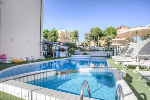 Ferretti Beach in Rimini — foto 5
