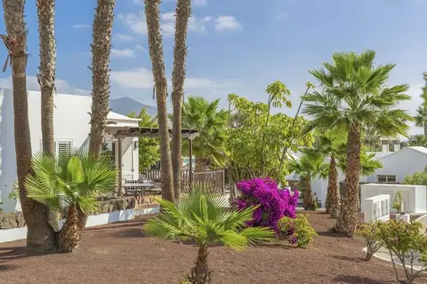 Jardines del Sol in Yaiza — foto 18