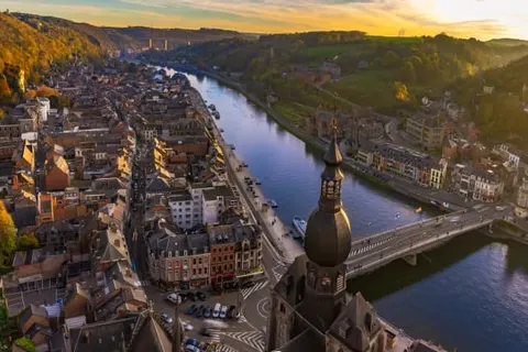 Castel de Pont-à-Lesse foto 19