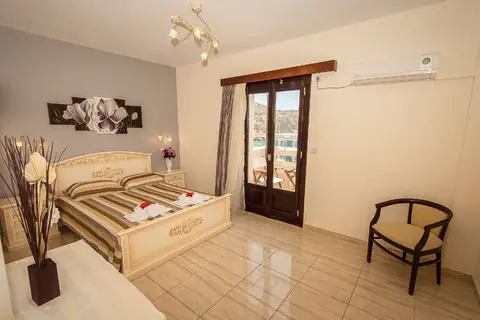 Arkasa Bay in Karpathos Municipal Unit, foto 13