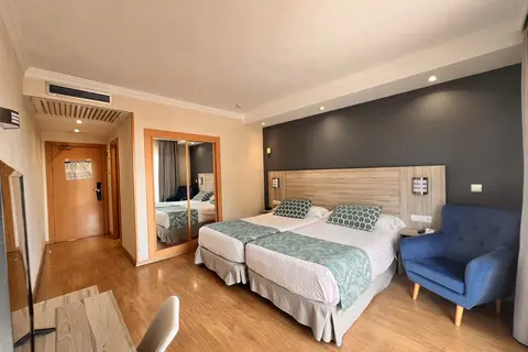 Hotel Maya Alicante in Alicante — foto 6