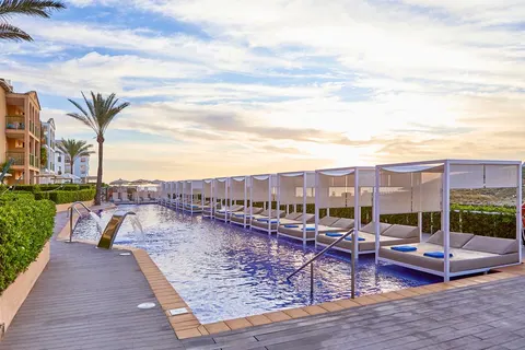 Zafiro Cala Mesquida foto 1