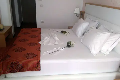 Santa Quaranta Hotel Saranda in Sarandë — foto 22