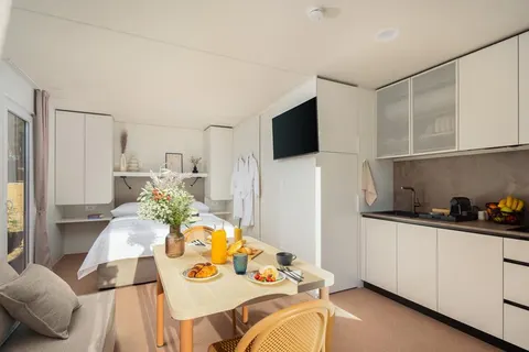 Pinadria Adriatic Coast in Baška Voda — foto 4