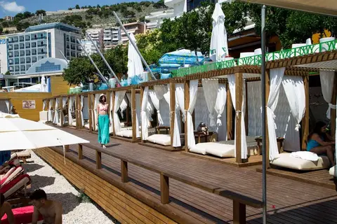 Demi Hotel in Sarandë — foto 9